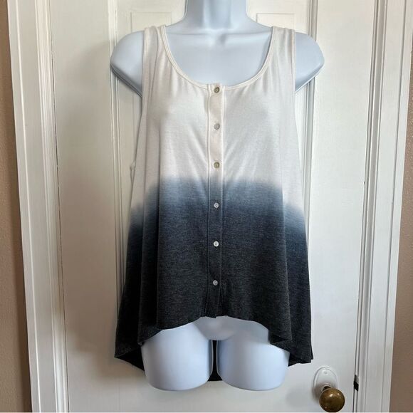 Juniors' Mudd® Dip-Dyed Button Front Jersey Tank Top XL - Picture 2 of 8